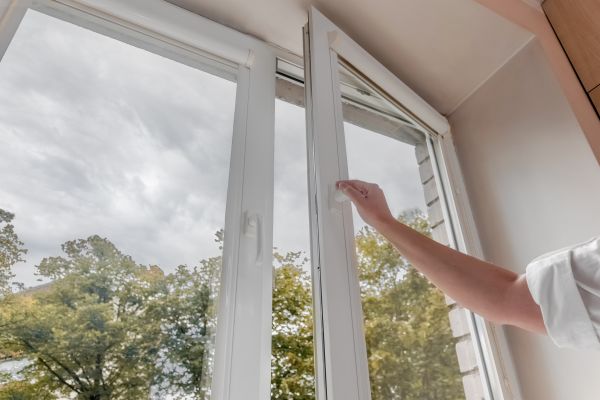 Vinyl Window Repair in Camas